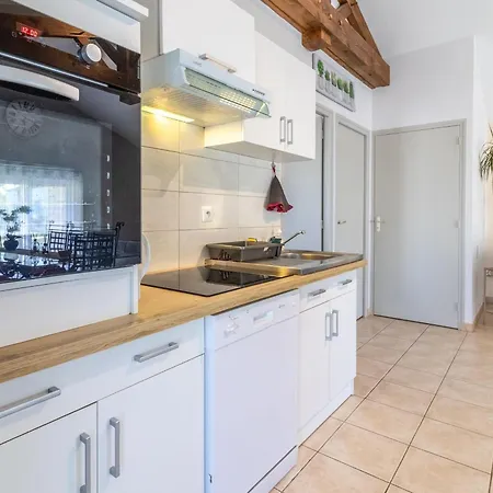 Cosy Avec Privatif, Terrasse Et Parking, Au Coeur Des Vignobles Du Layon, Ideal Pour Couples. - Fr-1-622-21 * La Viardiere