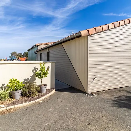 Cosy Avec Privatif, Terrasse Et Parking, Au Coeur Des Vignobles Du Layon, Ideal Pour Couples. - Fr-1-622-21 La Viardiere